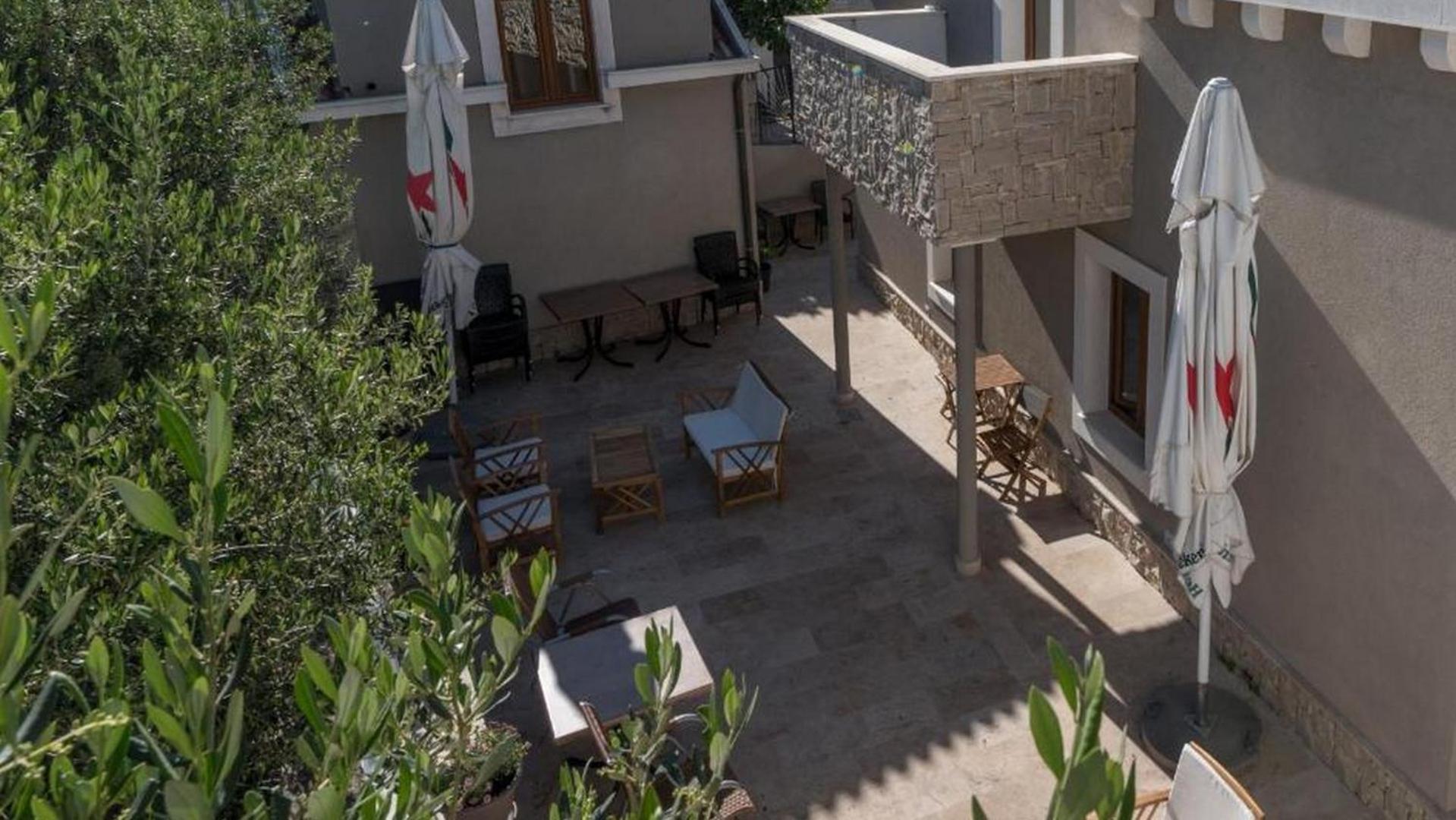 Villa Lucica Τρογκίρ Εξωτερικό φωτογραφία